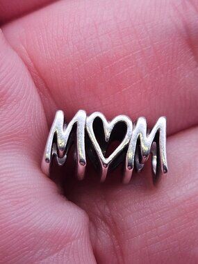 925 Sterling Silver Mom Script Openwork Bead Charm